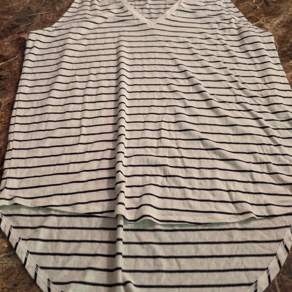 Express Tunic - Picture 7 of 8